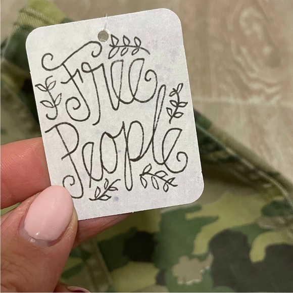 Free People Khaki Army Green Camo Modern Femme Mini Skirt US 6/ UK 10 BNWT - Picture 3 of 6